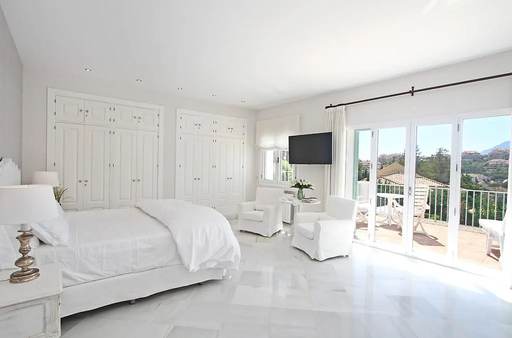 Casa Luna Verde Bed & Breakfast Marbella