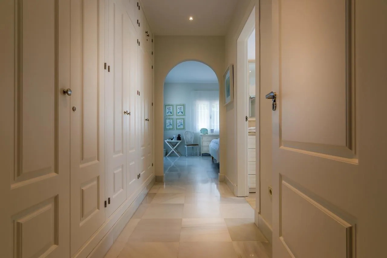 Casa Luna Verde Bed and Breakfast Marbella